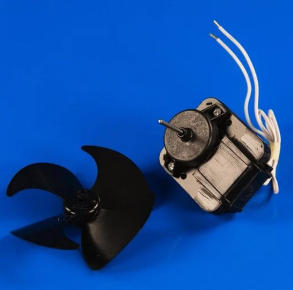 Изображение Двигатель вентилятора с крыльчаткой для WHIRLPOOL No-Frost (481936170011), (C00378061) 378061, внешний вид и детали продукта